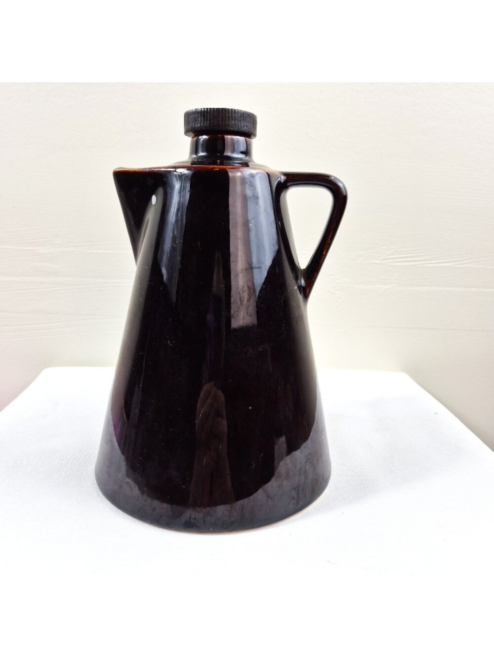Vintage Leroux Liquers Ceramic Cafafe Brown Pitcher Cork Stopper